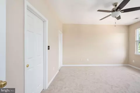Bedroom - 9860 Airedale Ct, Bristow, VA 20136 photo 7 of 10