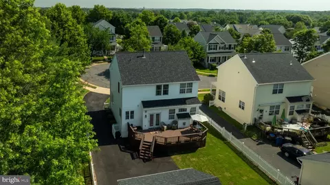 View/Area - 9860 Airedale Ct, Bristow, VA 20136 photo 2 of 22