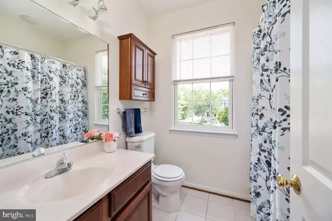 Bath - 9860 Airedale Ct, Bristow, VA 20136 photo 3 of 7
