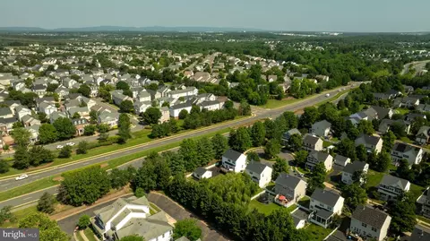 View/Area - 9860 Airedale Ct, Bristow, VA 20136 photo 6 of 22
