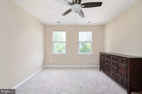 Bedroom - 9860 Airedale Ct, Bristow, VA 20136 photo 8 of 10