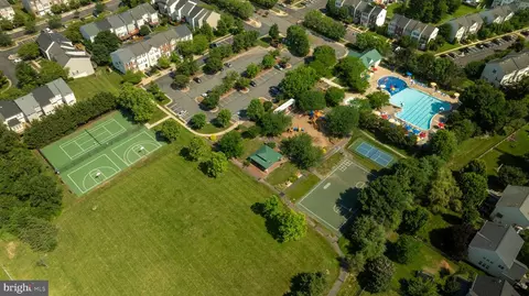 View/Area - 9860 Airedale Ct, Bristow, VA 20136 photo 1 of 22
