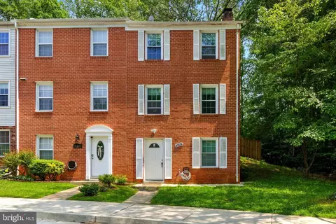 14367 N Park Ct, Woodbridge, VA 22193