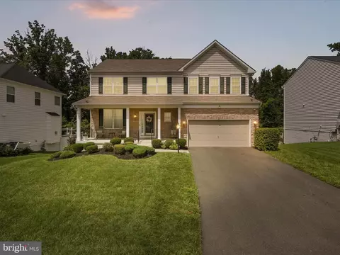 15832 Beau Ridge Dr, Woodbridge, VA 22193