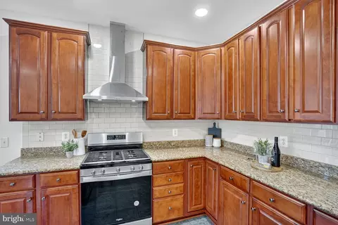 3949 Solstice Ln, Dumfries, VA 22025 photo 13