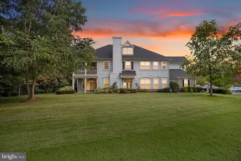 13801 Gullane Dr, Woodbridge, VA 22191