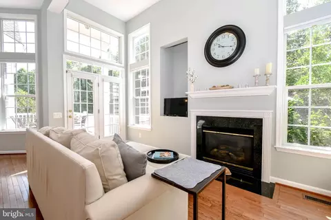 Living - 13033 Ormond Dr, Bristow, VA 20136 photo 2 of 10
