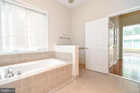Bath - 13033 Ormond Dr, Bristow, VA 20136 photo 5 of 7