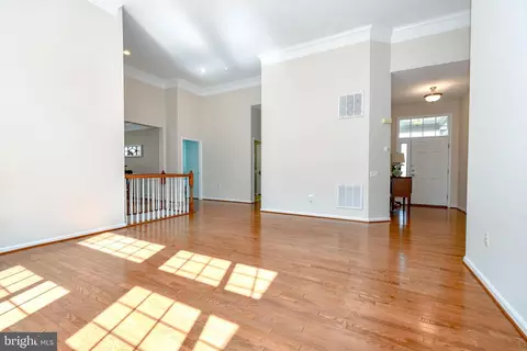 Living - 13033 Ormond Dr, Bristow, VA 20136 photo 6 of 10