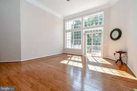 Living - 13033 Ormond Dr, Bristow, VA 20136 photo 5 of 10