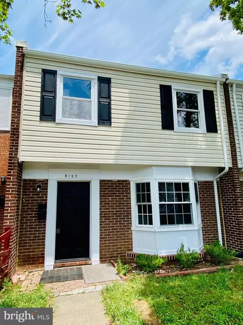 8192 Community Dr, Manassas, VA 20109