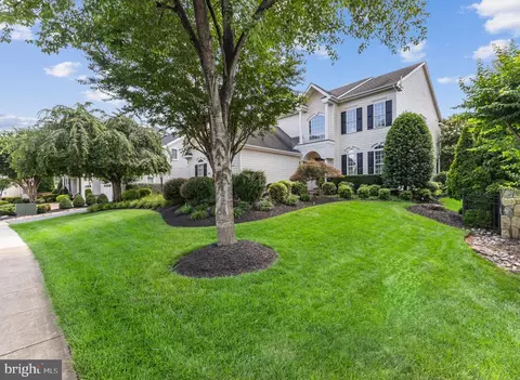 8353 Roxborough Loop, Gainesville, VA 20155 photo 2