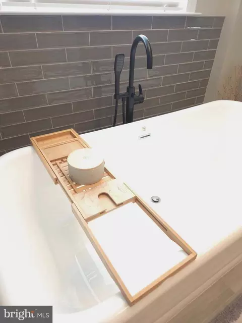 8353 Roxborough Loop, Gainesville, VA 20155 photo 30