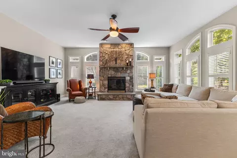 8353 Roxborough Loop, Gainesville, VA 20155 photo 19