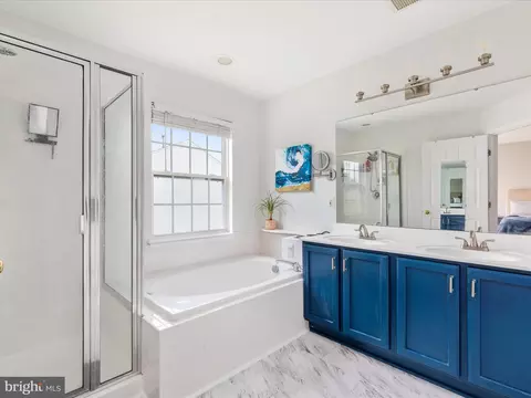 Bath - 7100 Wheeling Way, Gainesville, VA 20155 photo 1 of 2