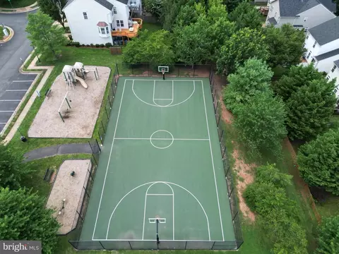 View/Area - 7100 Wheeling Way, Gainesville, VA 20155 photo 4 of 4