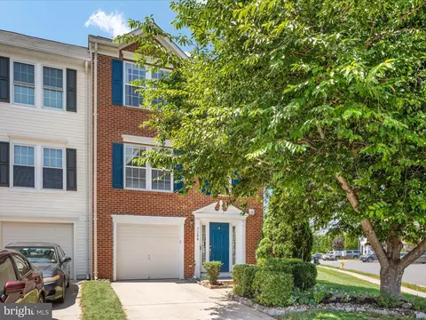 Exterior - 7100 Wheeling Way, Gainesville, VA 20155 photo 1 of 3