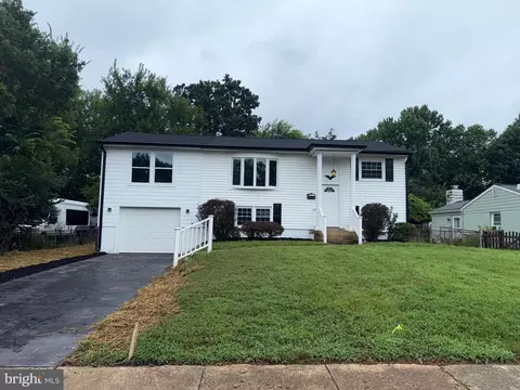 9411 Blackstone Rd, Manassas, VA 20110