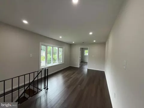 9411 Blackstone Rd, Manassas, VA 20110 photo 4