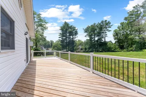 Exterior - 10828 Moore Dr, Manassas, VA 20111 photo 6 of 14