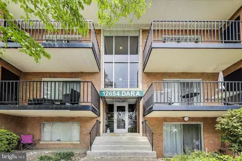 12654 Dara #102, Woodbridge, VA 22192