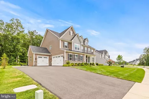 7051 Saint Hill Ct, Haymarket, VA 20169