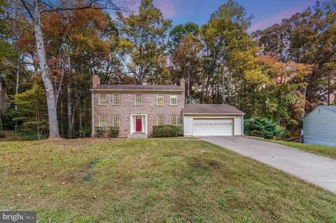 2508 Deepford Dr, Woodbridge, VA 22192