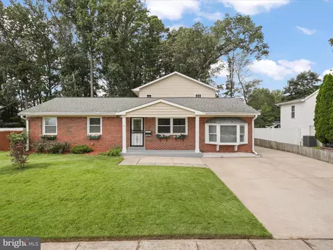 14809 Darbydale Ave, Woodbridge, VA 22193