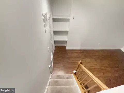 Entry Way - 18550 Kerill Rd, Triangle, VA 22172 photo 6 of 6