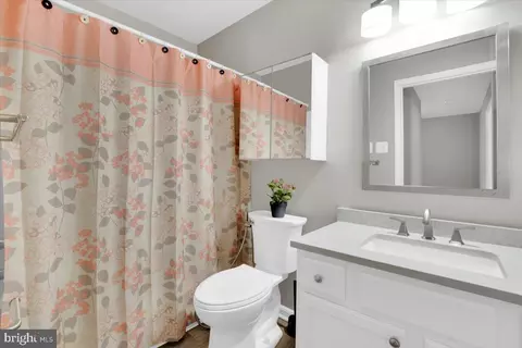 8302 Wallace Ln, Manassas, VA 20109 photo 13