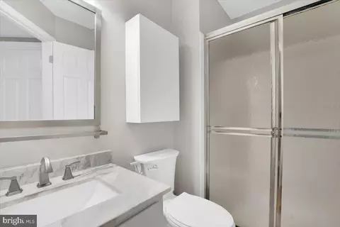 8302 Wallace Ln, Manassas, VA 20109 photo 18