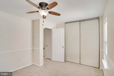 4254 Ashmere Cir, Dumfries, VA 22025 photo 11