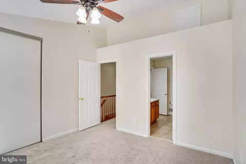 4254 Ashmere Cir, Dumfries, VA 22025 photo 14