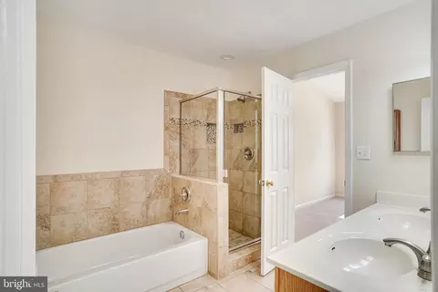 4254 Ashmere Cir, Dumfries, VA 22025 photo 16