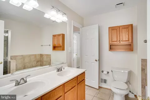 4254 Ashmere Cir, Dumfries, VA 22025 photo 15