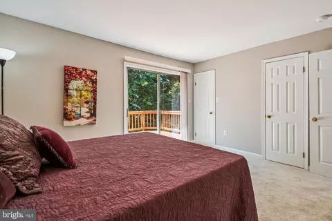 Bedroom - 4337 Jonathan Ct, Dumfries, VA 22025 photo 2 of 3
