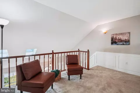 Entry Way - 4337 Jonathan Ct, Dumfries, VA 22025 photo 4 of 4