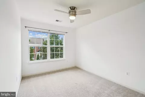6688 Roderick Loop, Gainesville, VA 20155 photo 24