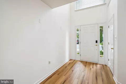 6688 Roderick Loop, Gainesville, VA 20155 photo 3