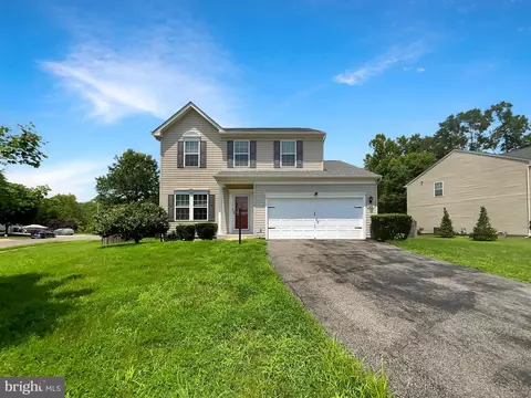 2641 Myrtlewood Dr, Dumfries, VA 22026