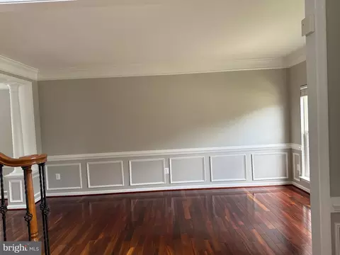 8196 Tenbrook Dr, Gainesville, VA 20155 photo 5