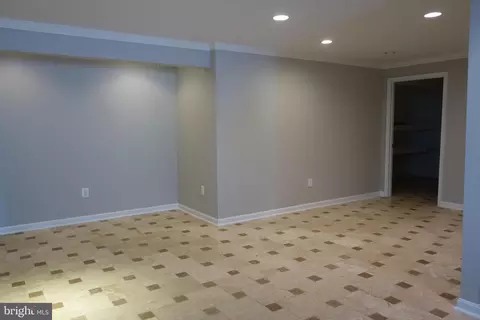 8196 Tenbrook Dr, Gainesville, VA 20155 photo 39
