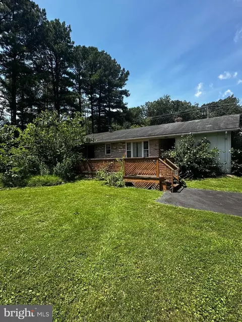 8105 Devlin Rd, Bristow, VA 20136 photo 4