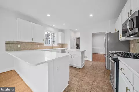 Kitchen - 6709 Buglecall Pl, Gainesville, VA 20155 photo 1 of 7