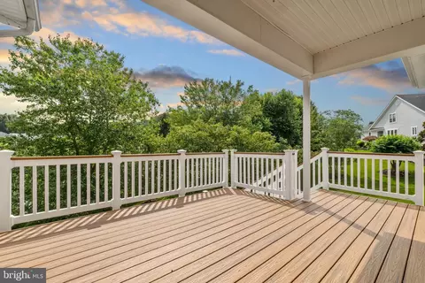 Exterior - 6709 Buglecall Pl, Gainesville, VA 20155 photo 6 of 15