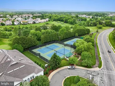 View/Area - 6709 Buglecall Pl, Gainesville, VA 20155 photo 13 of 18