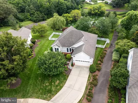 View/Area - 6709 Buglecall Pl, Gainesville, VA 20155 photo 2 of 18