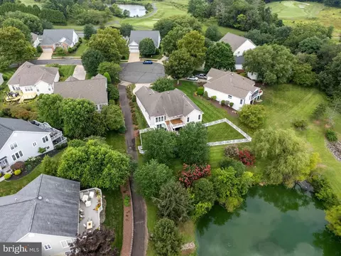 View/Area - 6709 Buglecall Pl, Gainesville, VA 20155 photo 5 of 18