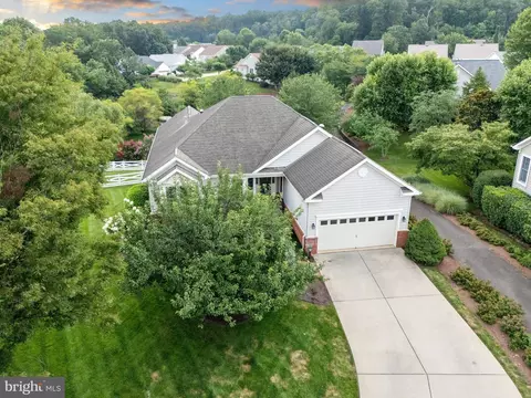 View/Area - 6709 Buglecall Pl, Gainesville, VA 20155 photo 1 of 18