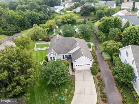 View/Area - 6709 Buglecall Pl, Gainesville, VA 20155 photo 10 of 18